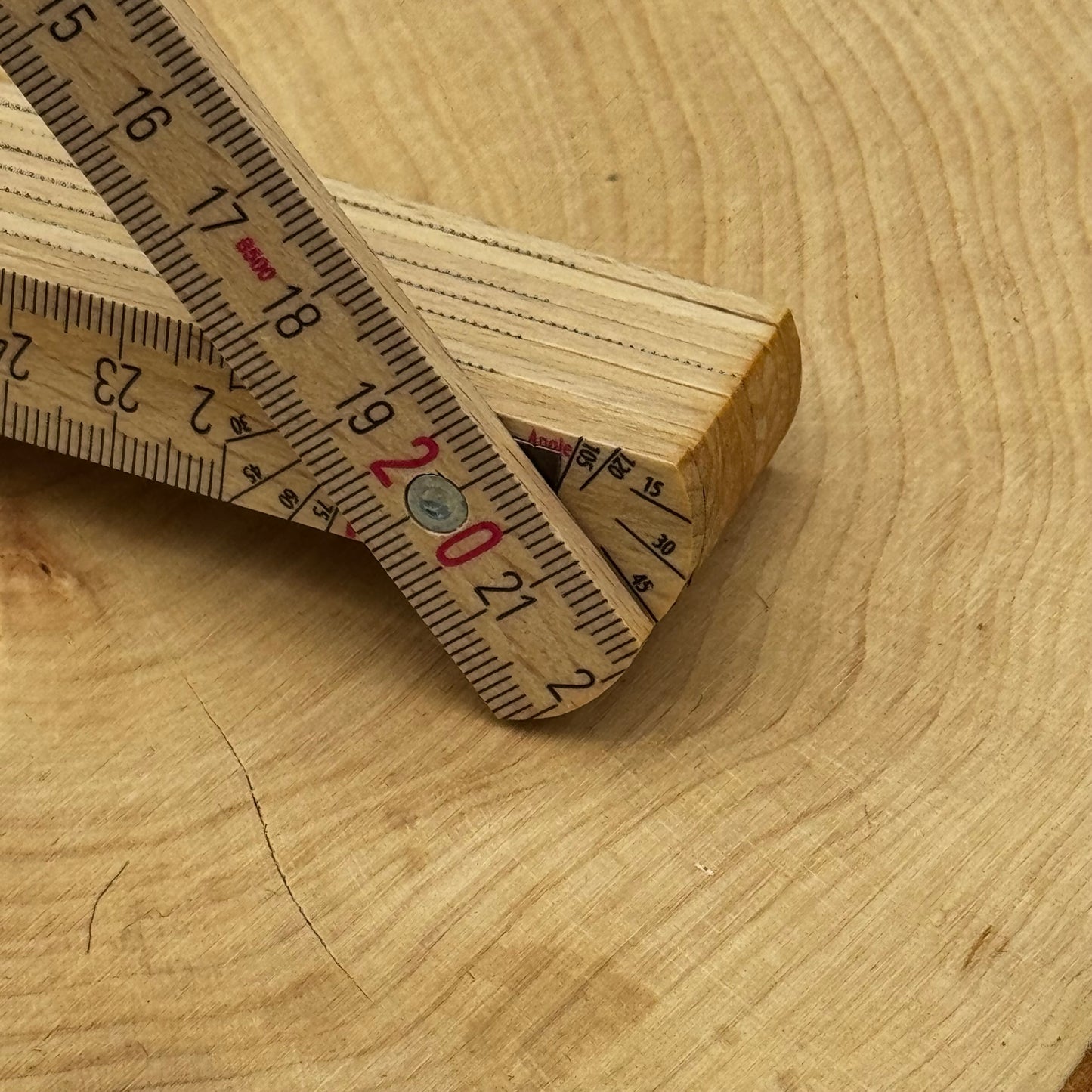 2 Meter Zollstock / Meterstab - Natur Klar lackiert - mit Winkelanzeige